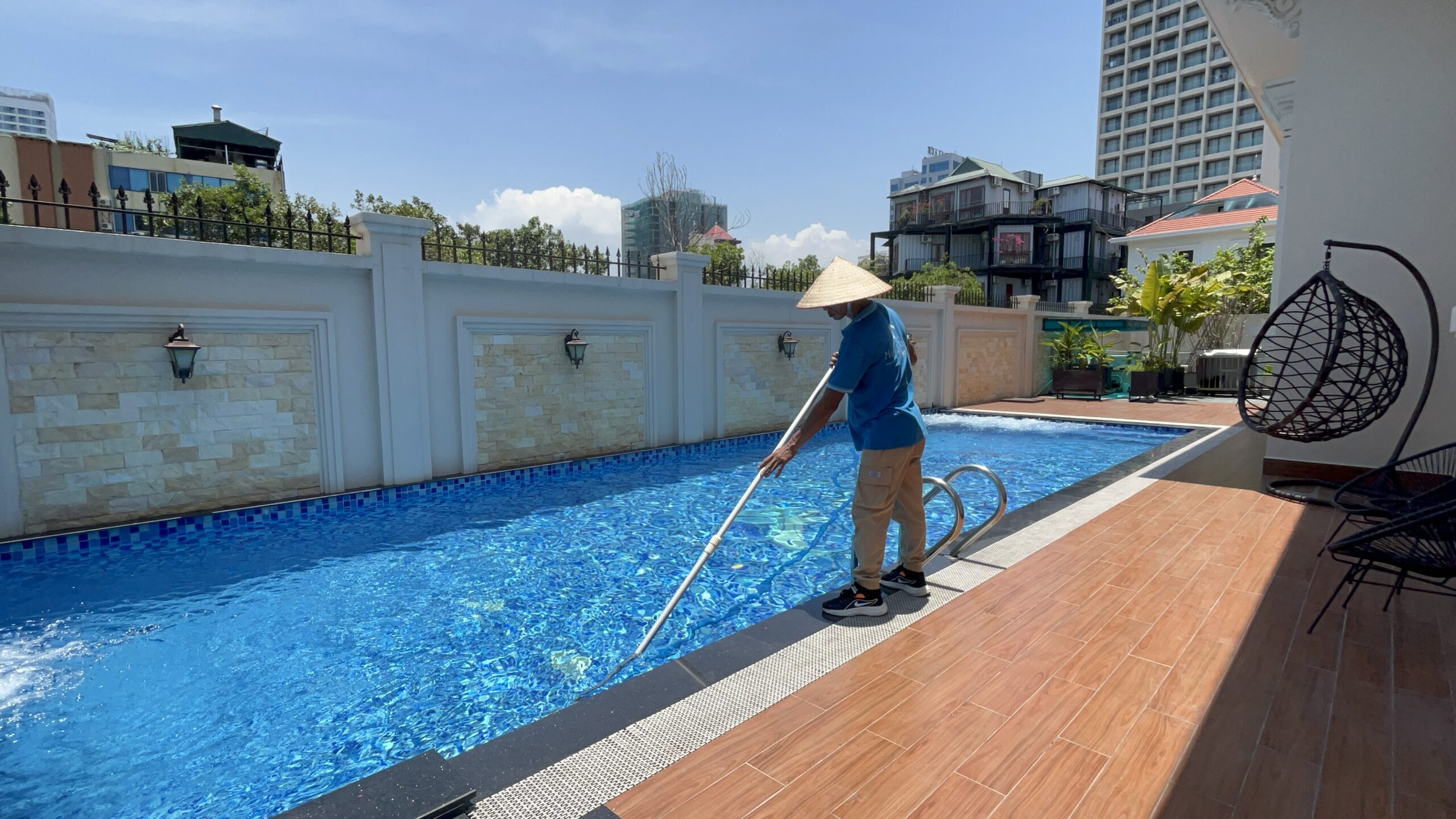 Thủ tục xin cấp phép xây dựng bể bơi (hồ bơi) cần những điều kiện nào?